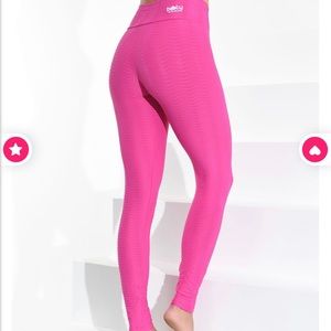 Booty of brabants pink leggings